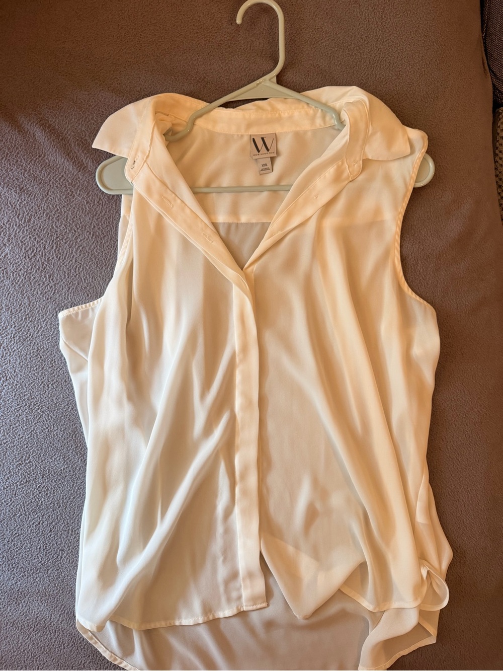 W by Worth Cream Sleeveless V-Neck Collared Camisole